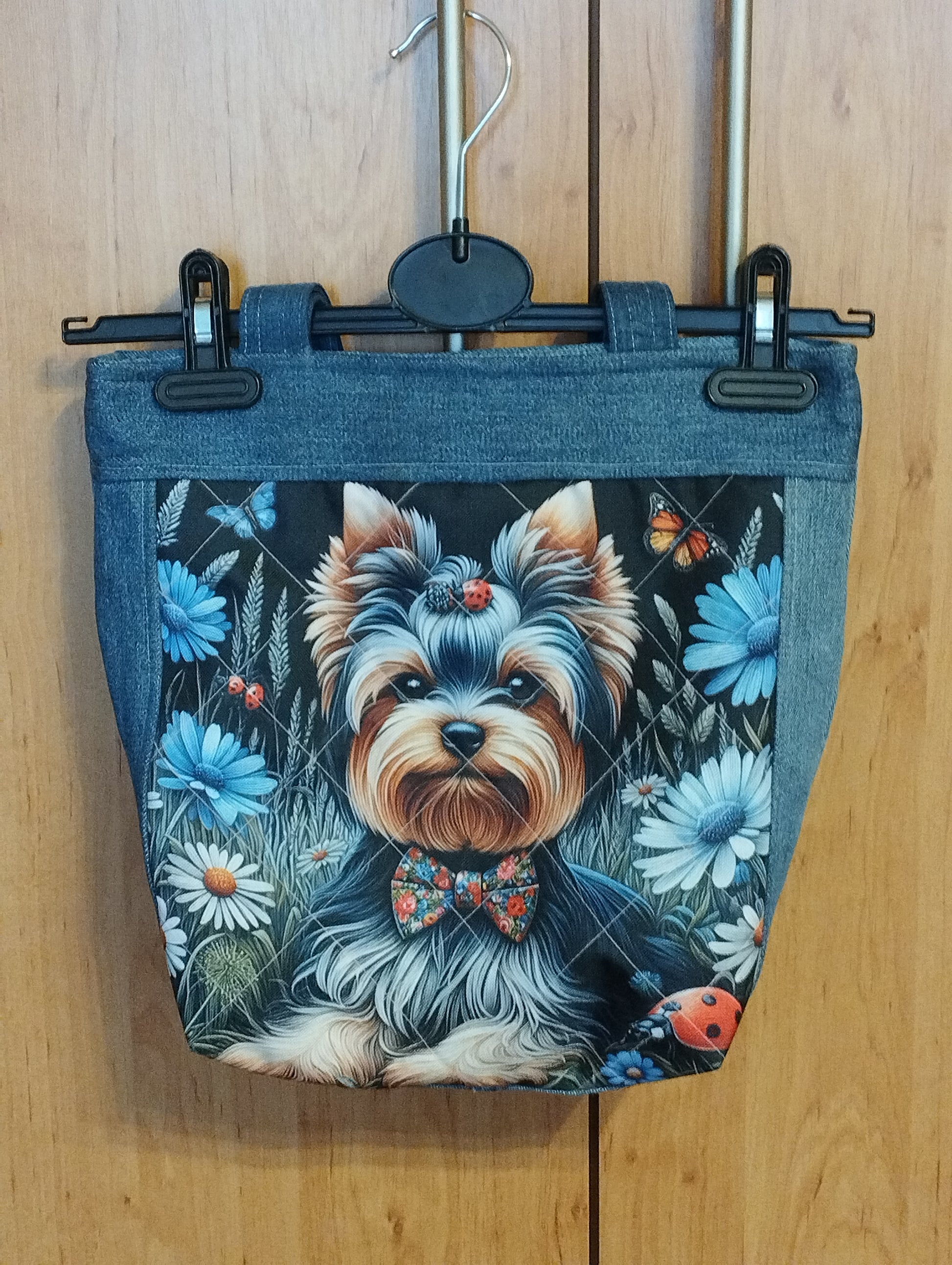 🐶 Ručně šitá taška – štěně jorkšíra (kombinace rifloviny a kočárkoviny)