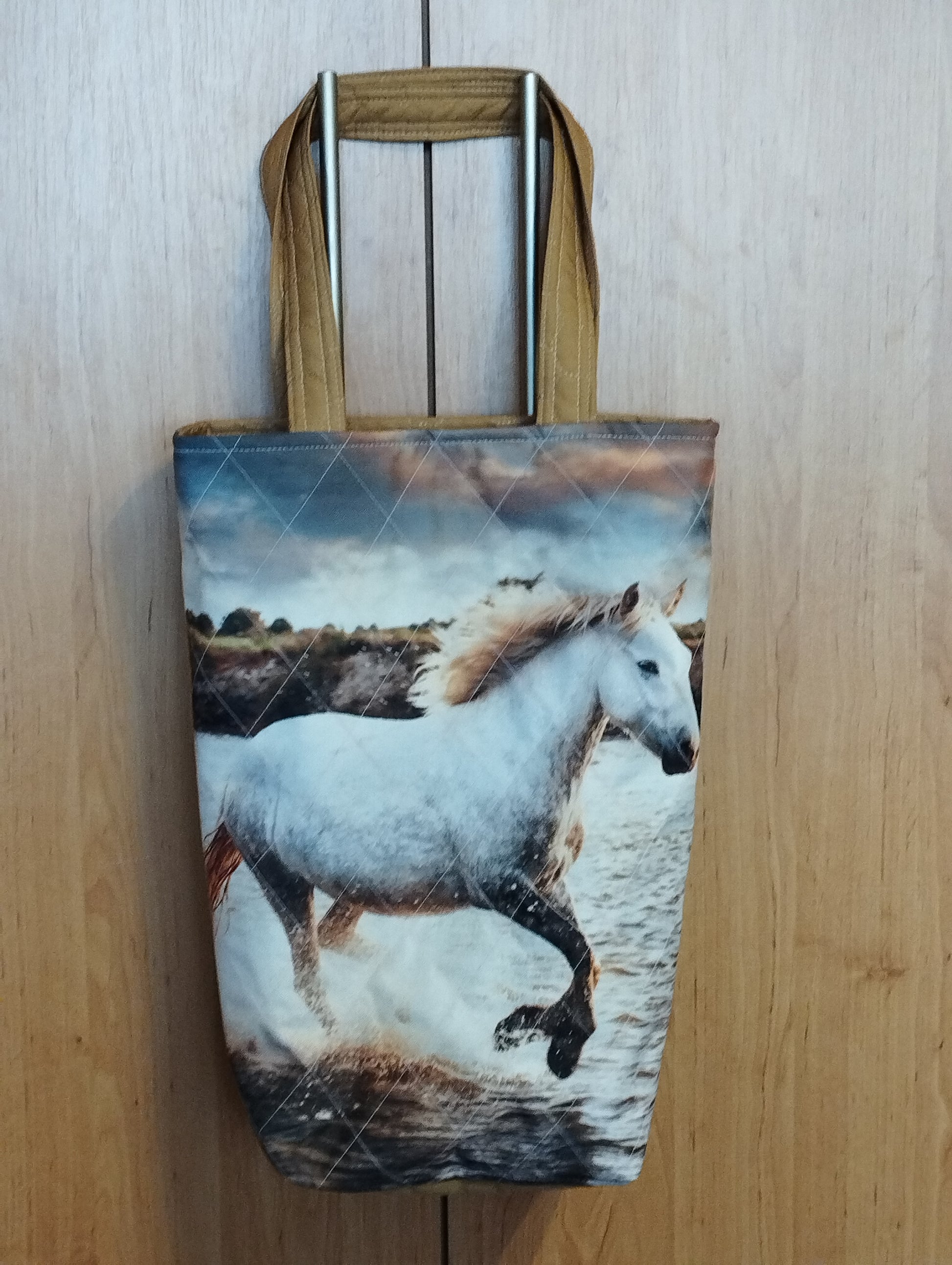 🐴 Ručně šitá taška – kůň v přírodě