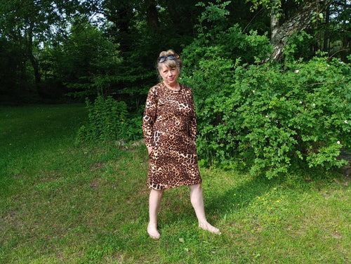 Bavlněné šaty z teplákoviny – set Máma a Dcera (leopardí vzor)
