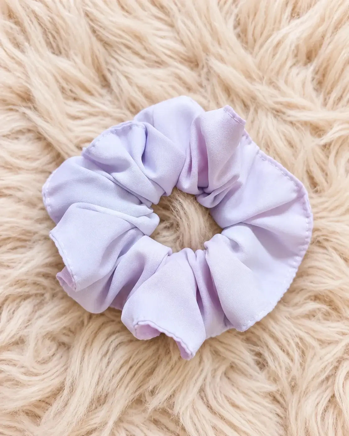 Sada 3 gumiček scrunchie – světle fialová, tyrkysová a modrá s motýlky