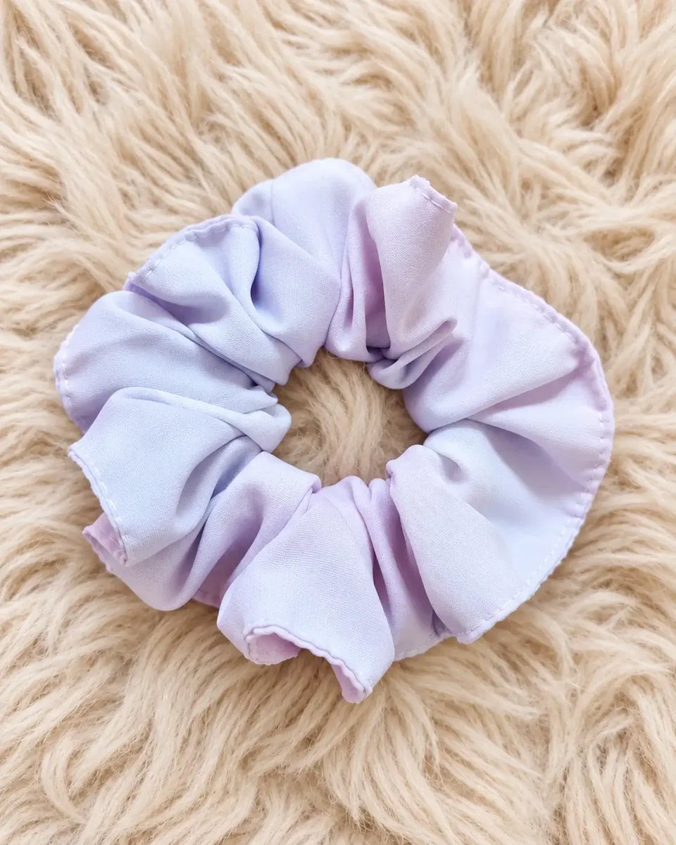 Sada 3 gumiček scrunchie – světle fialová, tyrkysová a modrá s motýlky